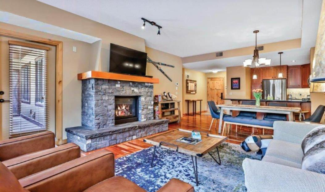 Luxurious Rundle Cliffs Lodge In Spring Creek Canmore Extérieur photo